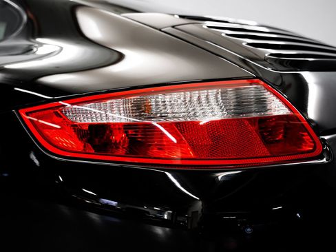 Used 2006 Porsche 911 Carrera S RWD image 27