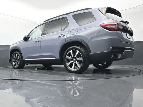 Used 2023 Honda Pilot Elite image 21