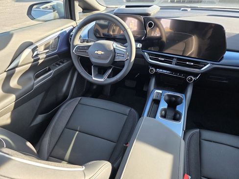 New 2026 Chevrolet Equinox EV LT w/ Convenience Package II image 19