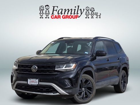Used 2023 Volkswagen Atlas SE AWD/4WD image 1