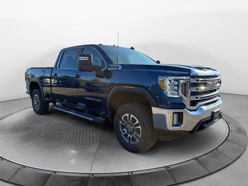 Used 2023 GMC Sierra 2500 SLE w/ SLE Convenience Package AWD/4WD image 4
