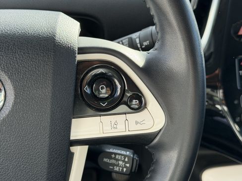 Used 2017 Toyota Prius Prime Premium w/ Carpet Mat Package FWD image 16