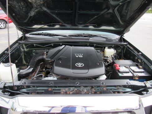 Used 2010 Toyota Tacoma 4x4 Double Cab image 39