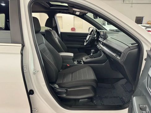 Used 2025 Honda CR-V Sport image 31