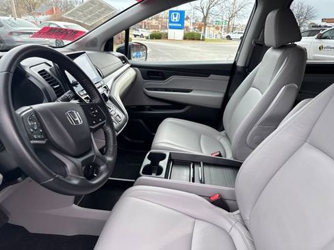 Used 2024 Honda Odyssey EX-L image 13