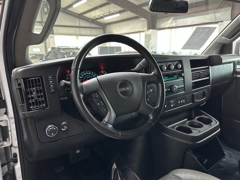 Used 2023 GMC Savana 2500 w/ Driver Convenience Package image 18