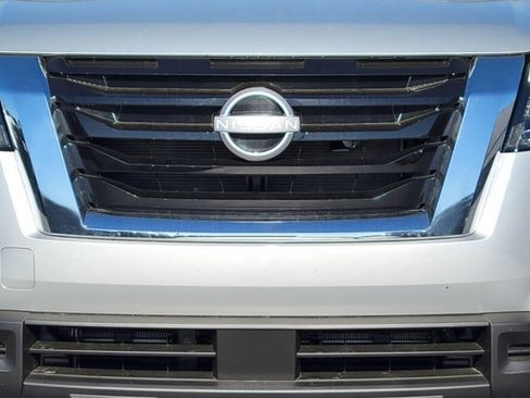 New 2025 Nissan Pathfinder SV image 10