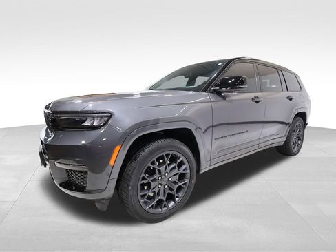 Used 2024 Jeep Grand Cherokee L Summit AWD/4WD image 8