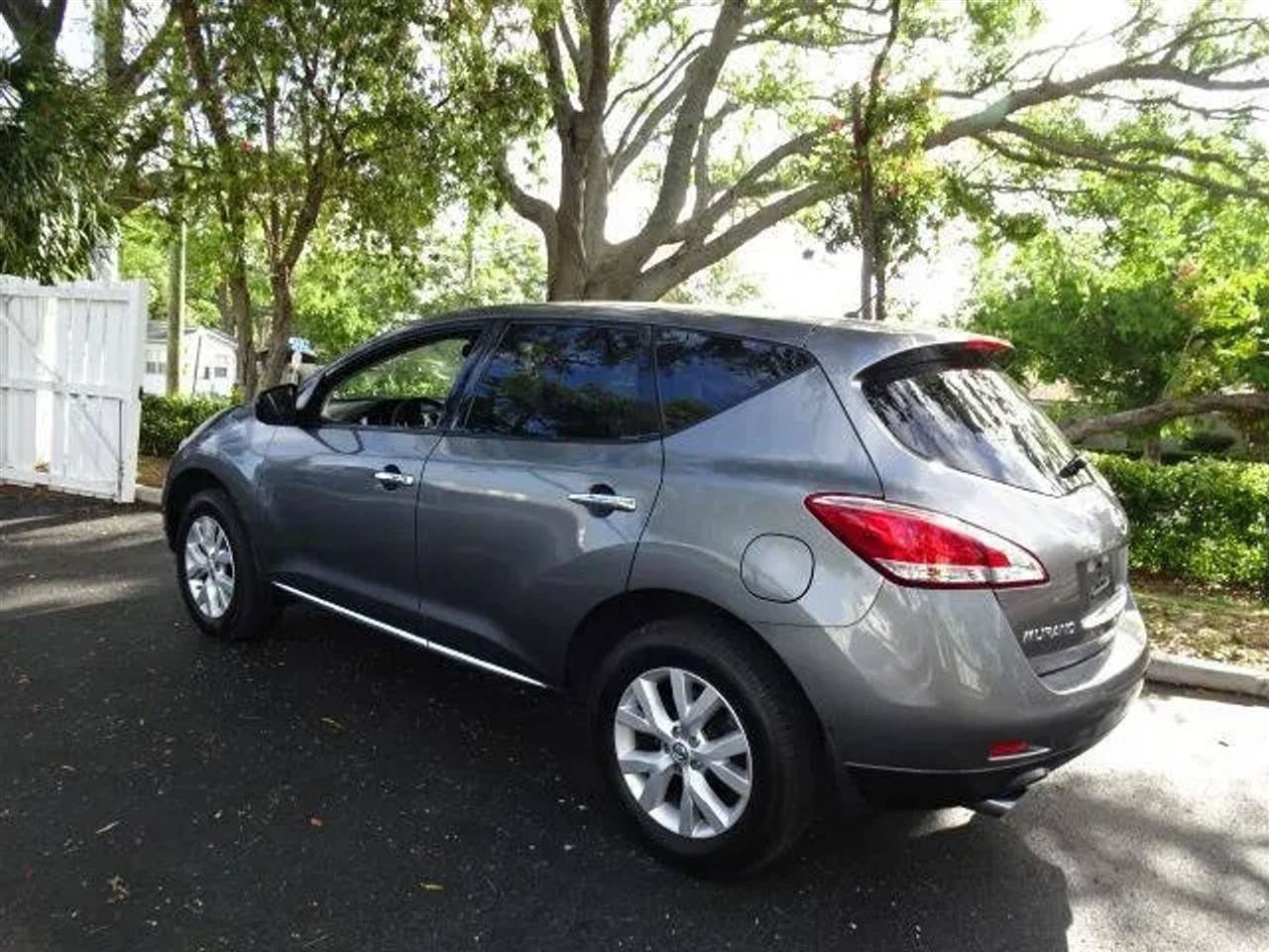 Used 2014 Nissan Murano S FWD image 11