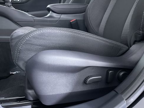 Certified 2025 Subaru Outback Premium w/ Popular Package #1A image 13