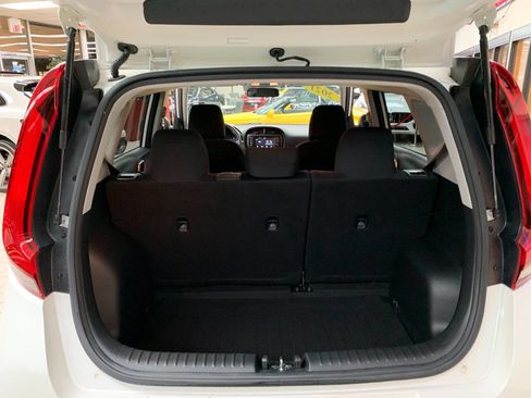 Used 2021 Kia Soul LX image 6