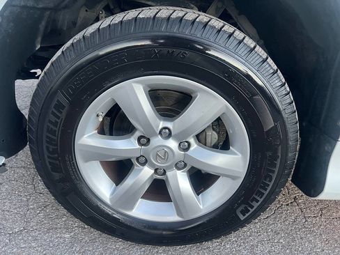 Used 2010 Lexus GX 460 image 28