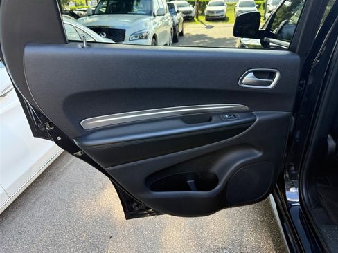 Used 2019 Dodge Durango SXT AWD/4WD image 18