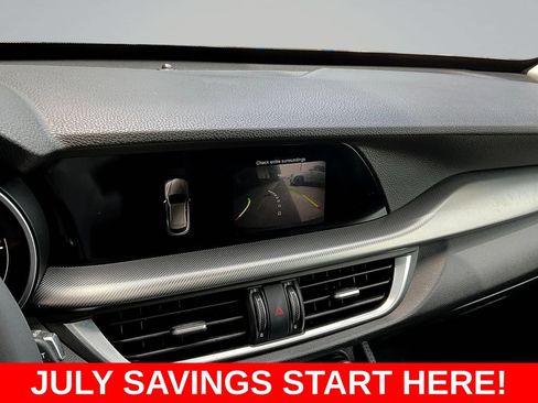 Used 2018 Alfa Romeo Stelvio Ti AWD/4WD image 17