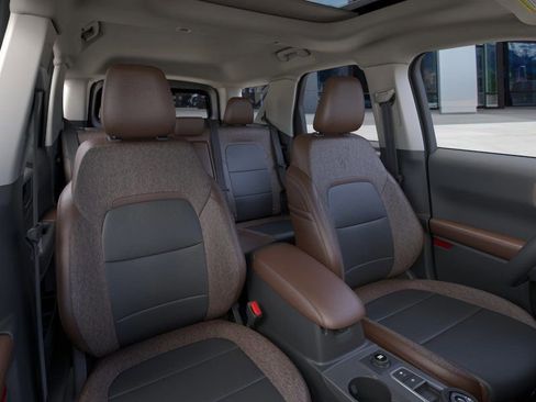 New 2026 Ford Bronco Sport Outer Banks w/ Outer Banks Tech Package+ AWD/4WD image 11