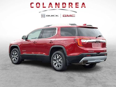 Certified 2023 GMC Acadia SLT w/ Technology Package AWD/4WD image 4
