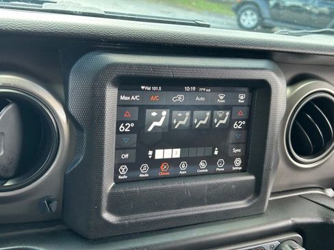 Certified 2021 Jeep Wrangler Sport S image 18