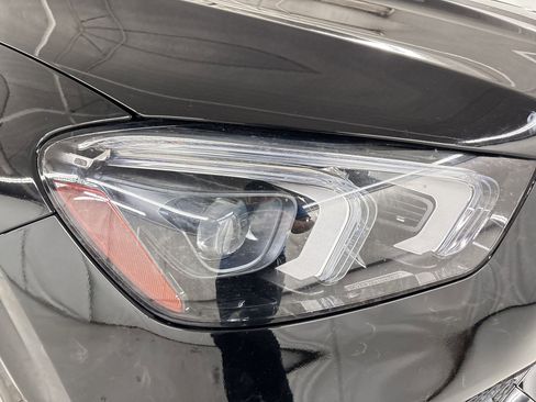 Used 2021 Mercedes-Benz GLE 450 4MATIC image 11