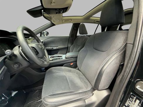Used 2023 Lexus RZ 450e Premium image 2