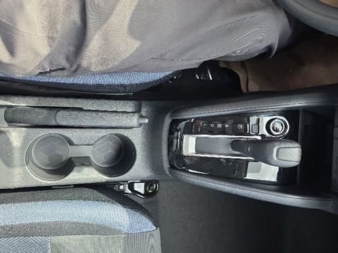 Used 2025 Nissan Versa SV w/ Trunk Package FWD image 23