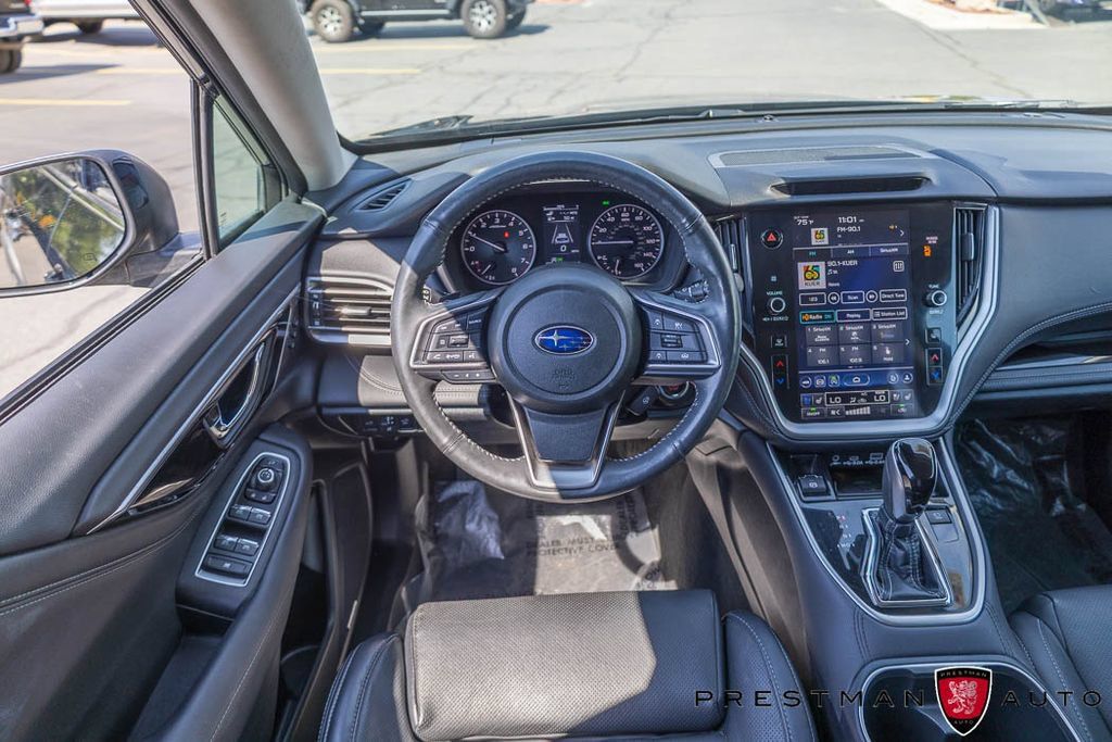 Used 2024 Subaru Outback Touring AWD/4WD image 2
