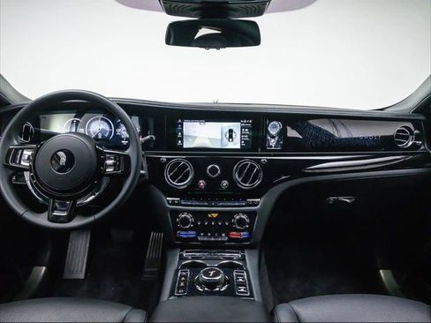 Used 2025 Rolls-Royce Ghost AWD/4WD image 26