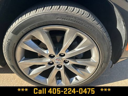 Used 2023 Buick Envision Avenir AWD/4WD image 11