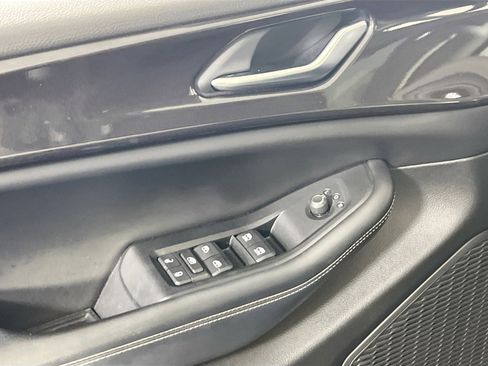 Used 2023 Jeep Grand Cherokee Laredo w/ Luxury Tech Group I image 17