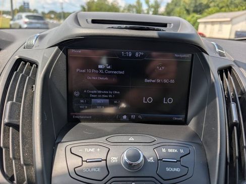 Used 2013 Ford C-MAX SE FWD image 21