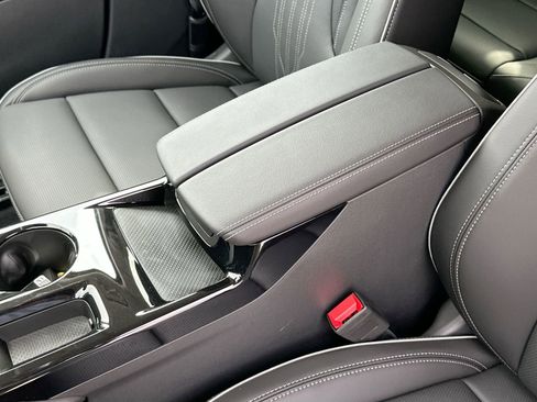 New 2025 Buick Envision Avenir image 19