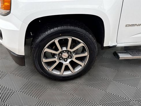 Used 2020 GMC Canyon Denali image 33