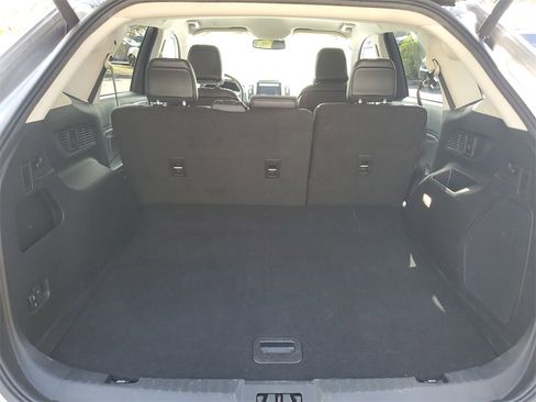 Used 2023 Ford Edge Titanium image 11