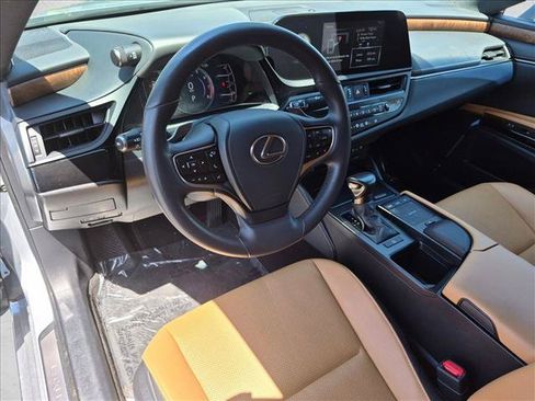 Used 2022 Lexus ES 350 w/ Premium Package FWD image 10