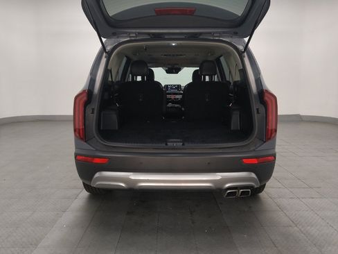 Used 2020 Kia Telluride S FWD image 29