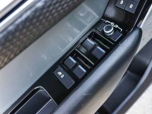 Used 2020 Land Rover Range Rover Velar R-Dynamic S AWD/4WD image 14