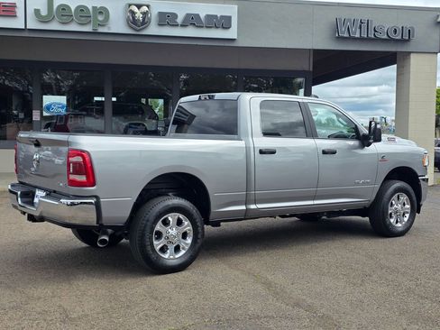 Used 2023 RAM 2500 Big Horn w/ Level 1 Equipment Group AWD/4WD image 29