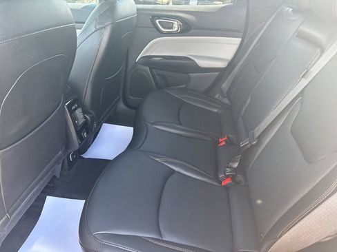 Certified 2023 Jeep Compass Limited AWD/4WD image 29