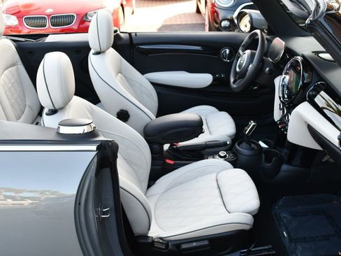 Used 2023 MINI Cooper S w/ Signature Upholstery Package FWD image 62