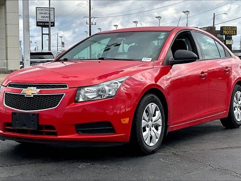 Used 2014 Chevrolet Cruze LS image 7