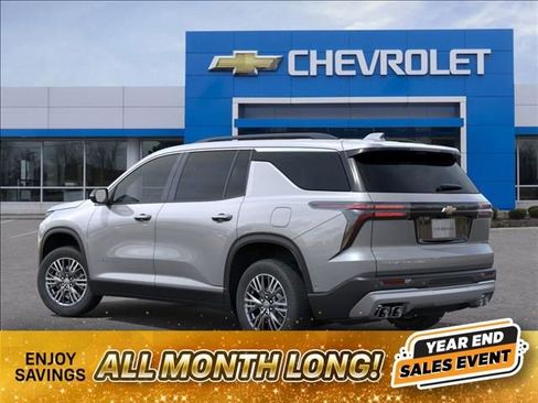 New 2026 Chevrolet Traverse LT w/ Driver Confidence Package image 3