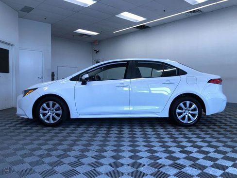 Certified 2025 Toyota Corolla LE FWD image 11