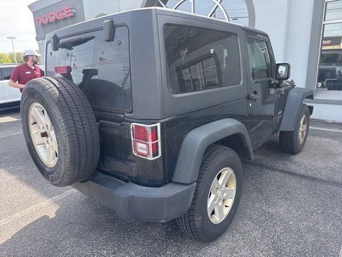 Used 2015 Jeep Wrangler Sport w/ Quick Order Package 24S AWD/4WD image 4