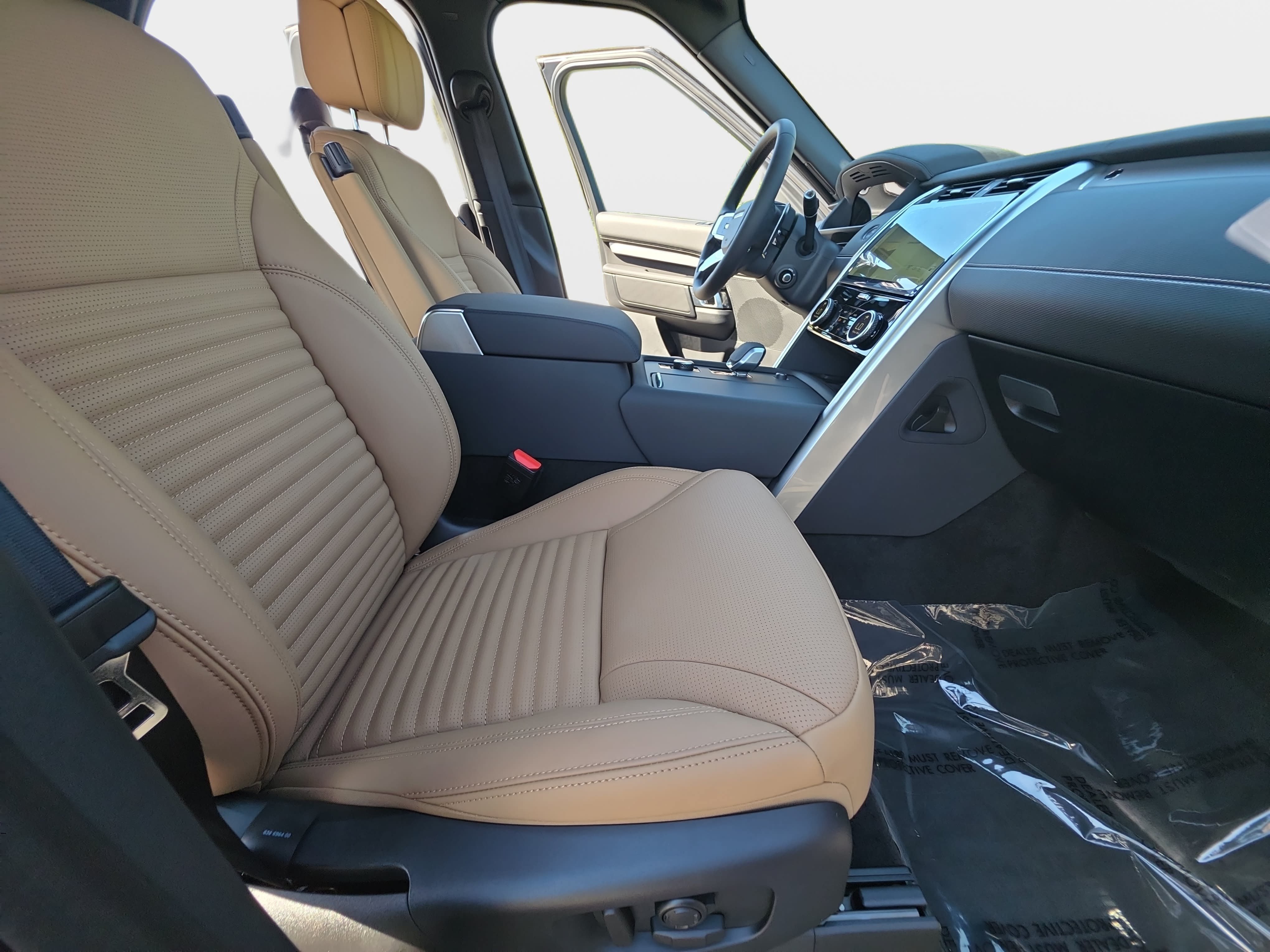 New 2026 Land Rover Discovery Dynamic SE AWD/4WD image 10