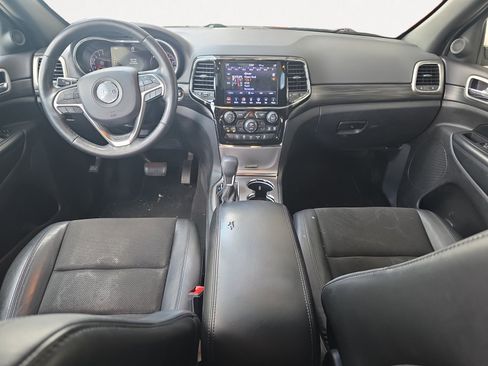 Used 2019 Jeep Grand Cherokee Altitude AWD/4WD image 2
