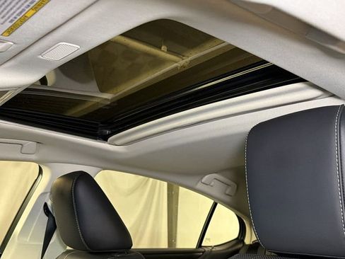 Certified 2025 Lexus ES 300h w/ Luxury Package FWD image 6