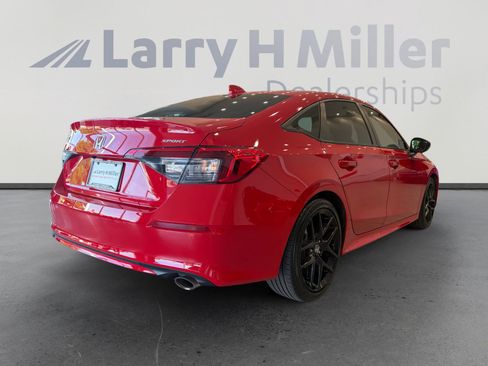 Used 2023 Honda Civic Sport image 5