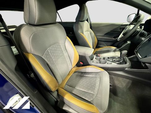 Certified 2025 Subaru Crosstrek 2.5i Sport w/ Crosstrek Mirror Package image 28