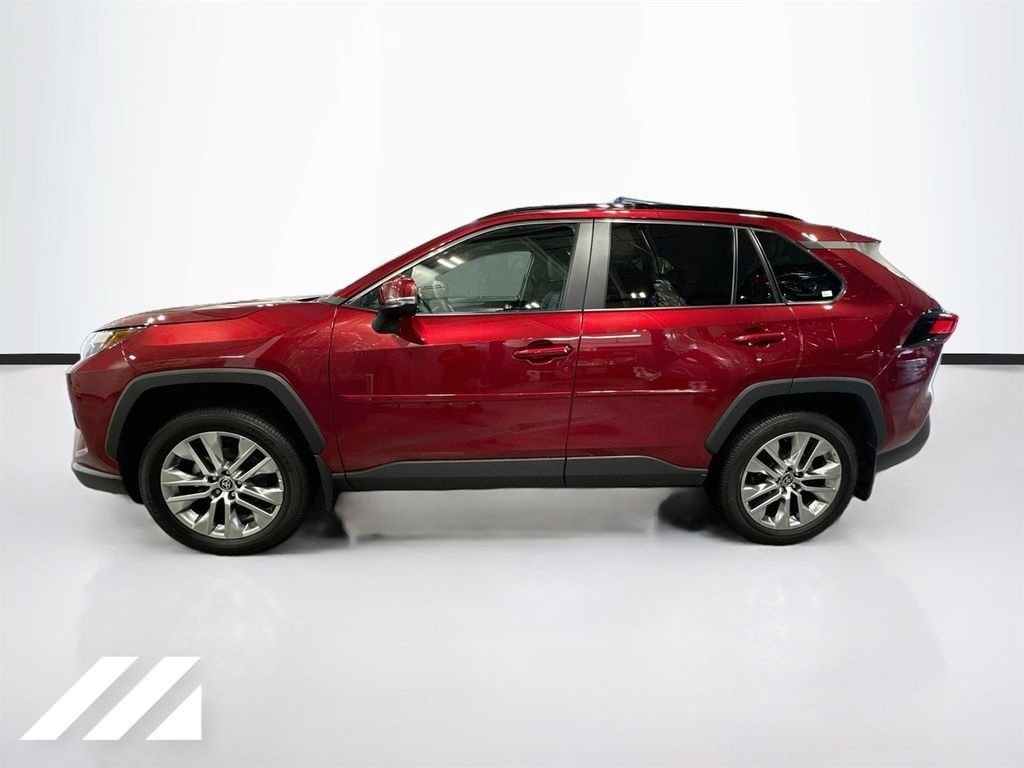 Used 2024 Toyota RAV4 XLE Premium w/ Weather Package AWD/4WD image 8