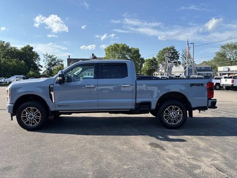Used 2024 Ford F350 Limited w/ FX4 Off-Road Package AWD/4WD image 4