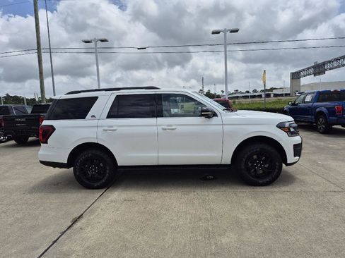 Certified 2023 Ford Expedition Timberline AWD/4WD image 19